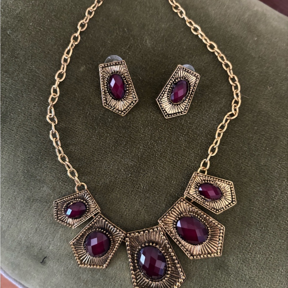 Vintage gold and purple jewelry set